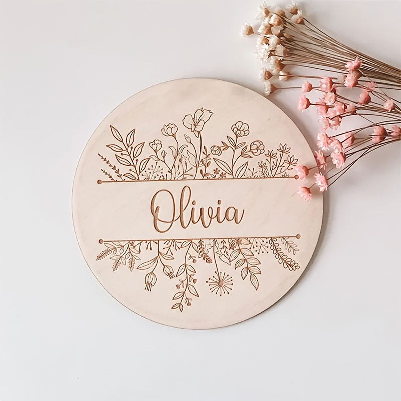 Home Decor Inspo - ป้ายชื่อสลักลายดอกไม้แบบส่วนตัว, ป้ายไม้ทรงกลมแบบกำหนดเอง, ของตกแต่งผนังบ้าน, ของขวัญที่มีความหมาย