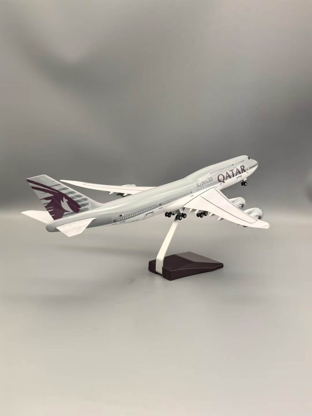เครื่องบินรุ่น 1:130 Scale เคร - Home Decor Qatar บทวิจารณ์และราคา
