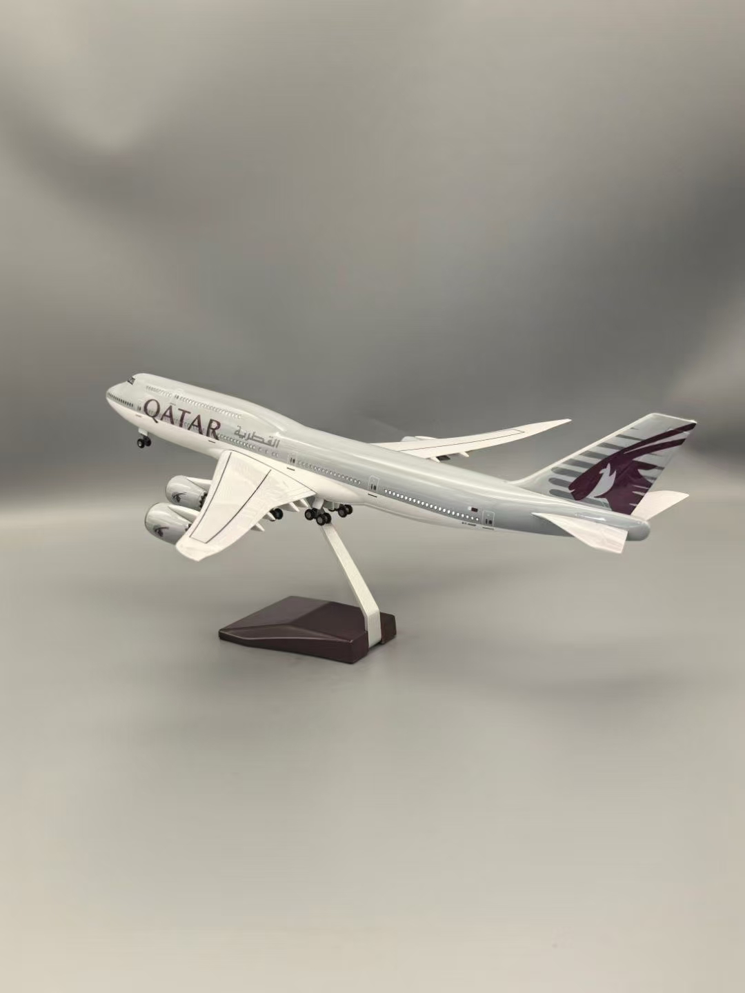 เครื่องบินรุ่น 1:130 Scale เคร - Home Decor Qatar บทวิจารณ์และราคา